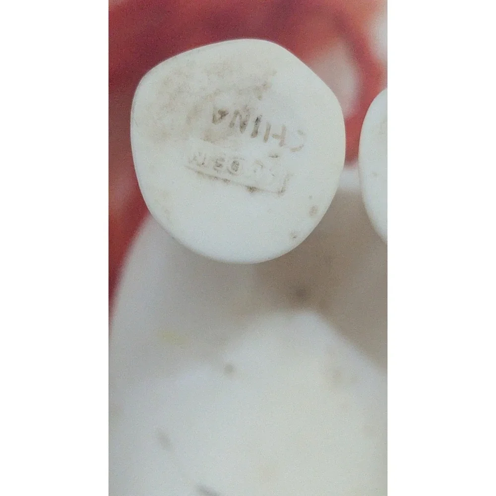 Unbranded vintage white